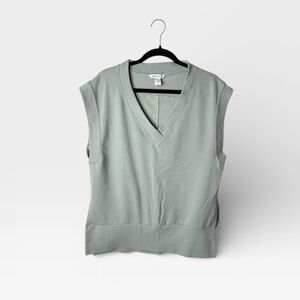 Athleta Retroterry V-Neck Sweatshirt Tee sleeveless vest in a green‎ SP (H)